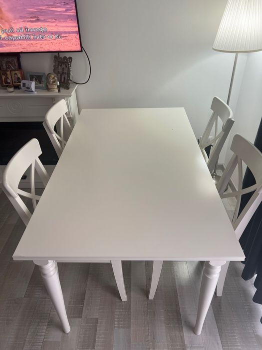 Vand masa extensibila + 4 scaune