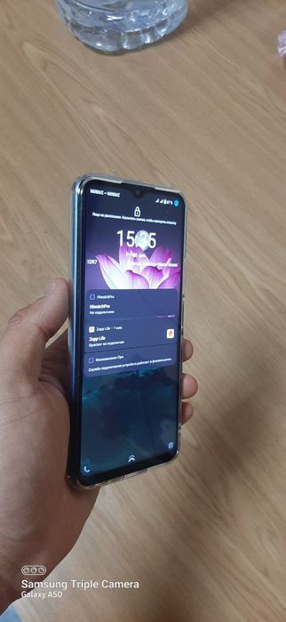 VIVO Y53S 8+4/128 ГБ