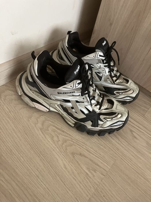 Balenciaga track 2