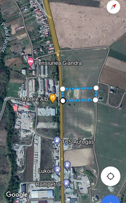 Vând teren de 11300 mp, situat la ieșire din Turda spre Cluj