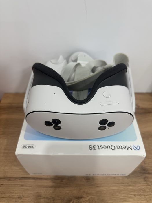 Meta Quest 3S, VR очки
