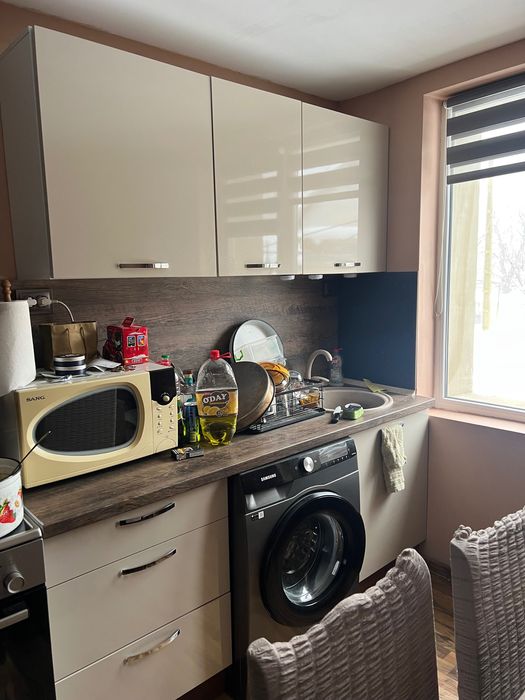 Продавам къща близо до Плевен