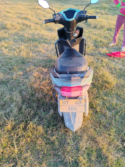 Vînd scuter electric chilia plus