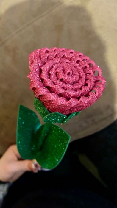 Ръчно изработени брокатени рози