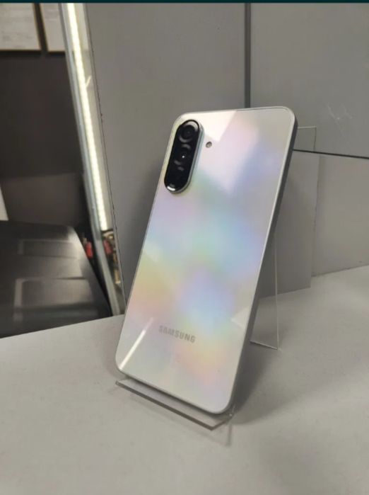 Samsung A36 128GB/8RAM