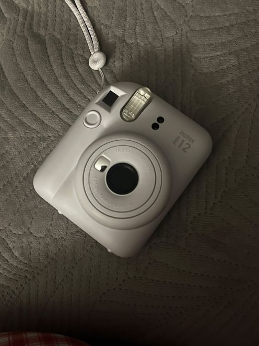 Фотоаппарат Instax mini 12