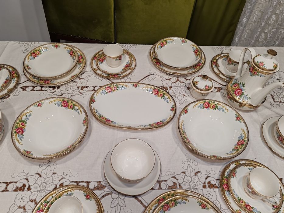 Serviciu de masa și ceai/ cafea