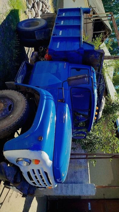 Зил самосвал холати аъло нархи 8000 келишамиз