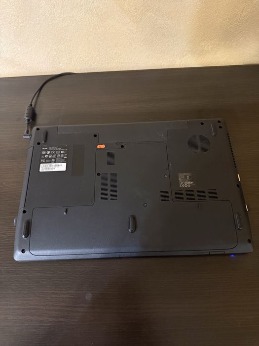 Laptop Acer Aspire 7750g Intel Core i3 12GB RAM, 250 GB SSD, 17,3” HD display