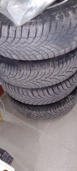 Anvelope cu jante de tabla R15