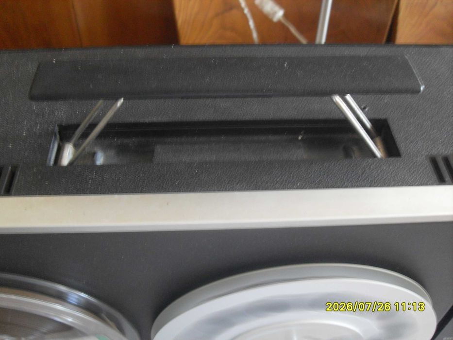 Продавам ролков магнетофон "PHILIPS" 4419