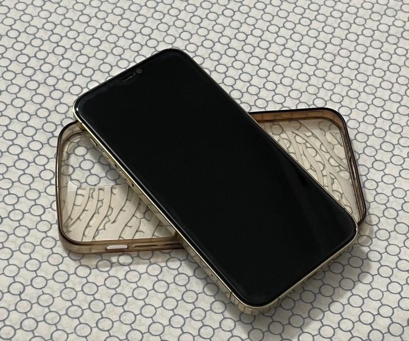 Schimb Iphone 12 Pro Gold