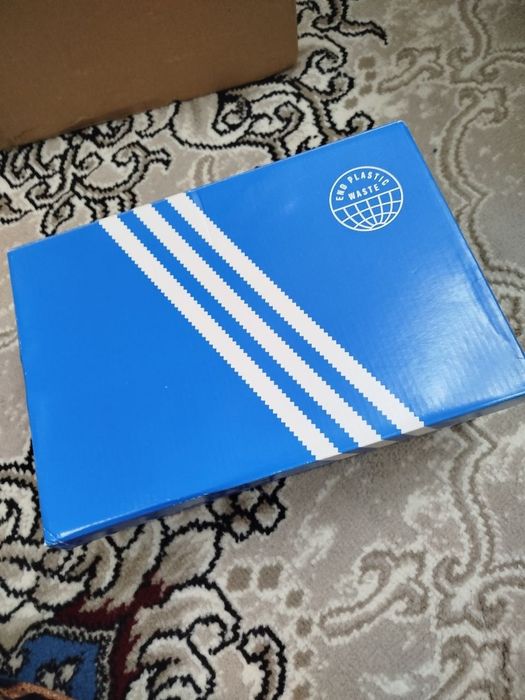 adidas originals Nite Jogger "Cream y" modeli