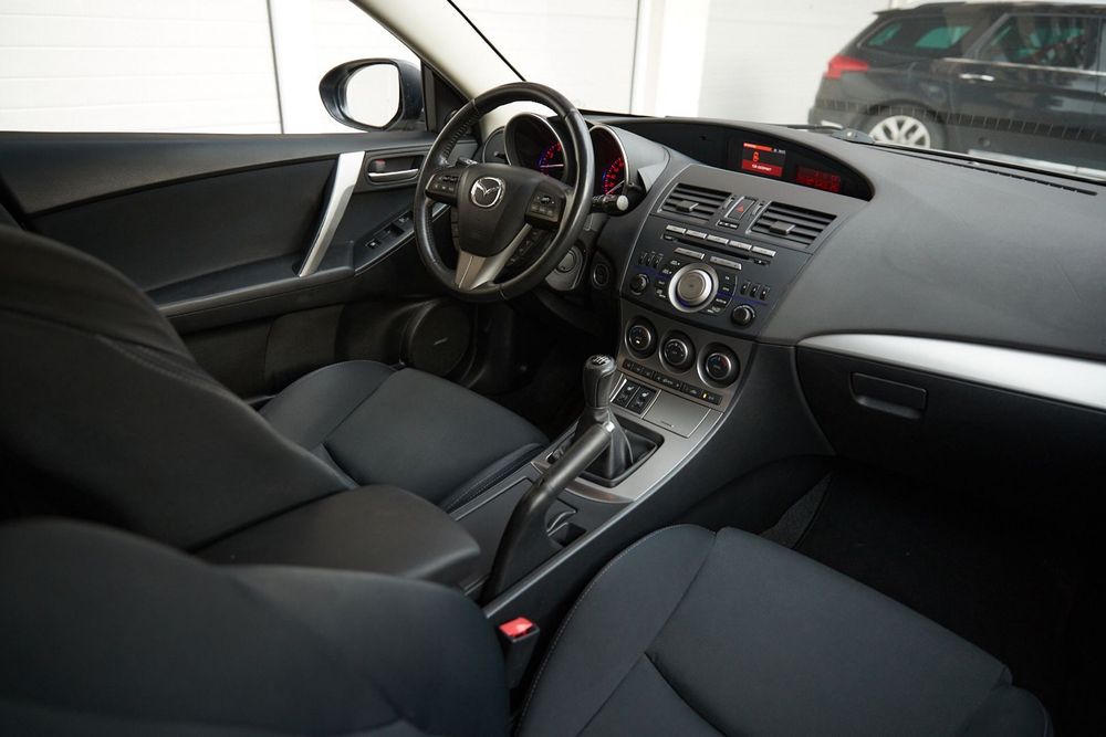 TOYOTA Auris 2015 — imagine 5