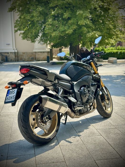 Yamaha FZ8 2011 Akrapovic