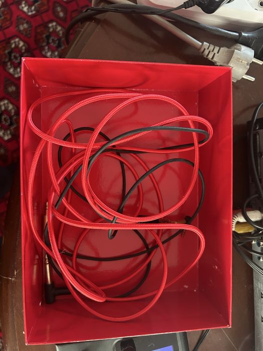 Valeton- гитарный процессор