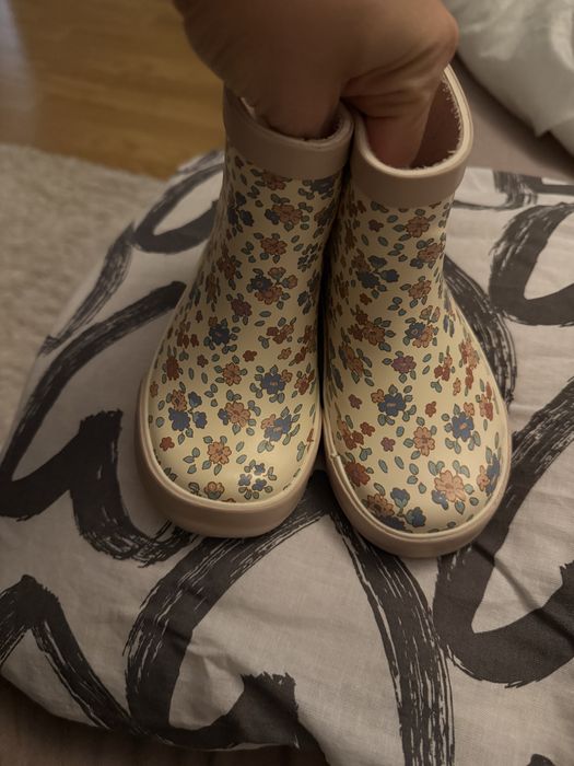 Vand cizmulite Hm 24