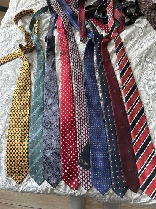 Галстуки по 500 тенге