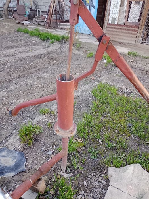 Продается мощный водяной насос