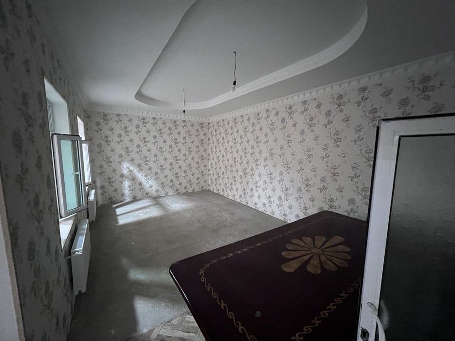 Сергели чорток участа 4.3 соток 5 комнатная