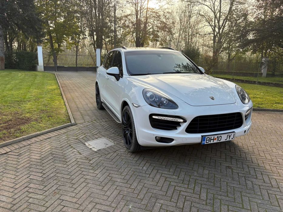 Porsche  Cayenne  2014