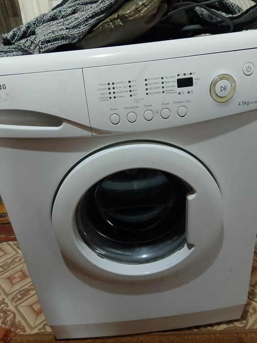 Продам машинку автомат 4.5кг