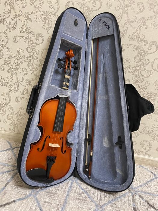 Скрипка продам полный комплект