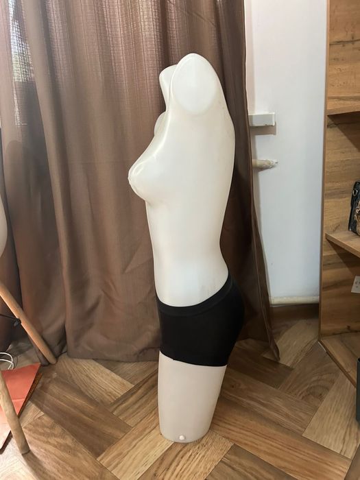 Манекен женский (торс)