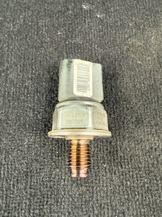 Датчик на налягане гориво за Mercedes w204 om 646