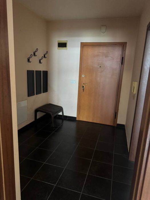 Дава се под наем Двустаен апартамент в София, Връбница 1 - 88 кв.м за 650 € - Снимка #2