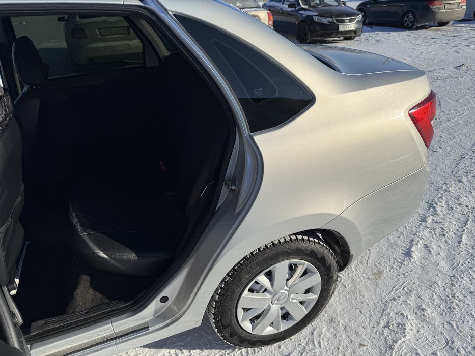 Лада Granta 2015