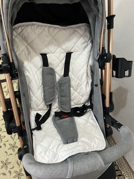 Прадаеться коляска