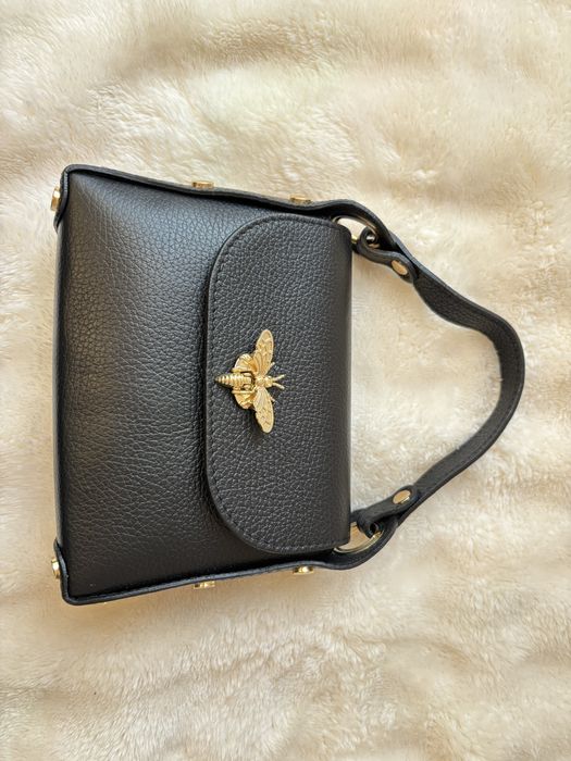 Дамска чанта Vera Pelle естествена кожа пчела (черно)