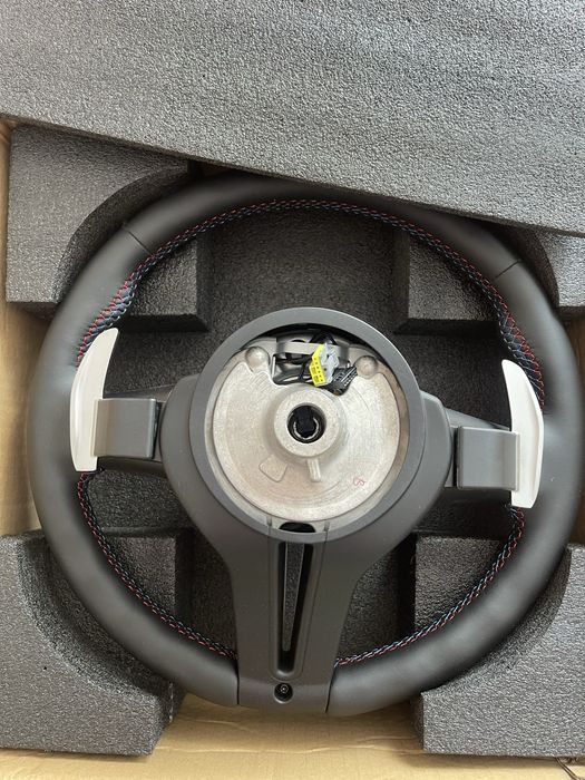 Руль BMW E90 E71 E89 E84 E70 бмв Е90 Е71 Е84 Е70