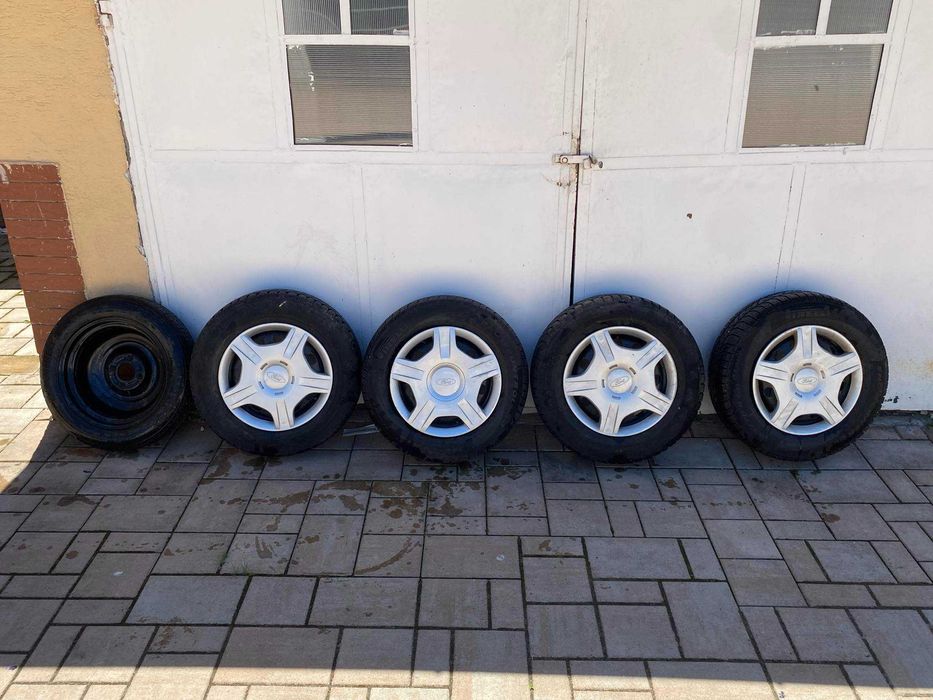 Kit roti de iarna 185/70/14 Ford  (Cauciucuri + Jante + Roata rezerva)
