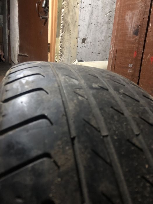 Диск с резиной R16 215/60 1 шт