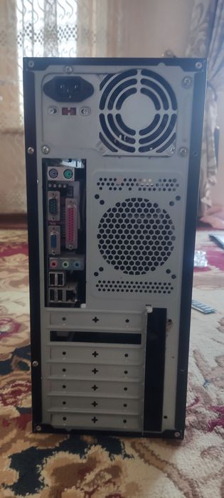 Продаётся старый пк