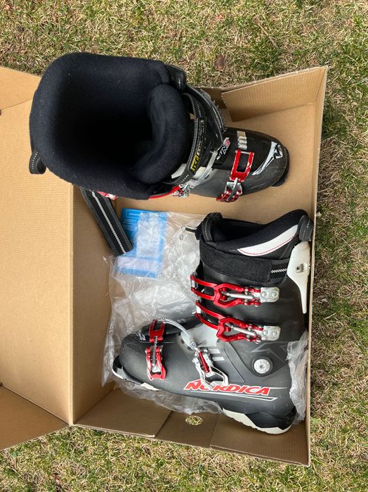 Ски обувки Nordika 27,5 твърдост 90