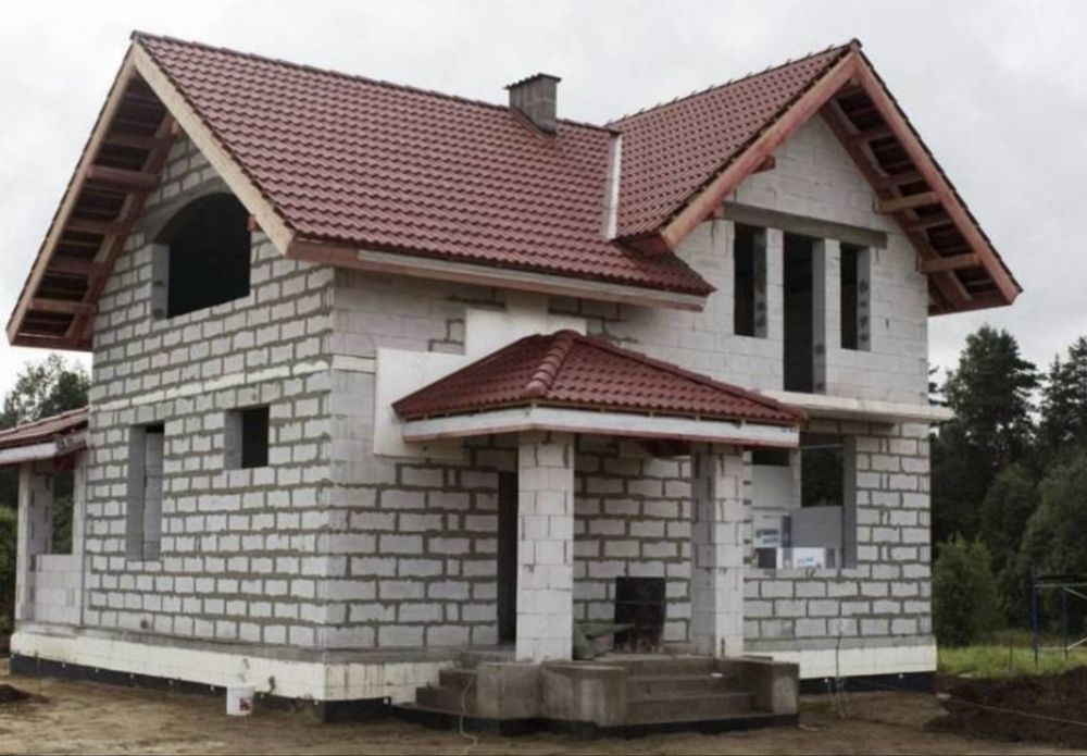 Опытная бригада строителей