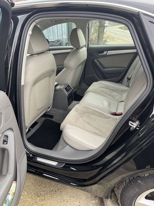 Vând Audi A4 din 2012, motor 2.0 TDI, cutie automată