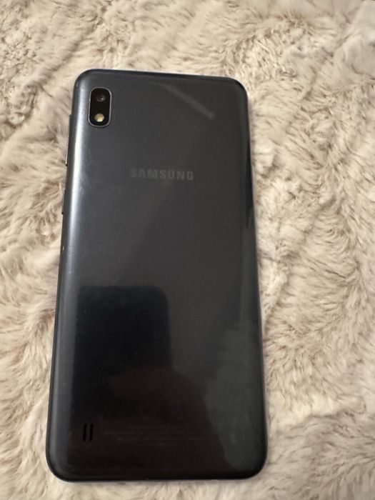 Продавам Samsung galaxy A10 2 sim