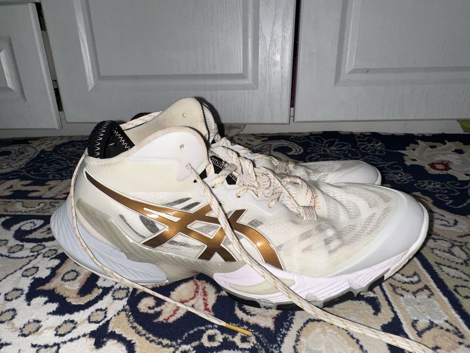 Asics,оригинал,42