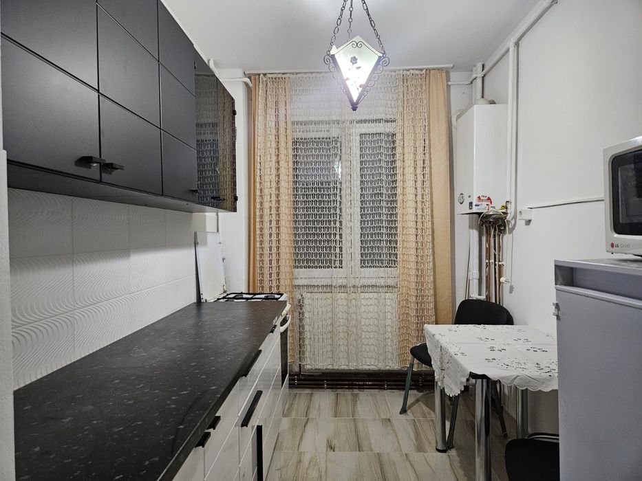 De inchiriat apartament cu 2 camere Tg. Mures