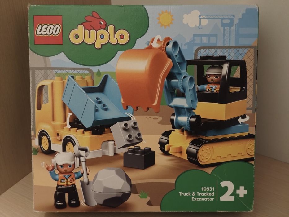 Lego duplo construction site