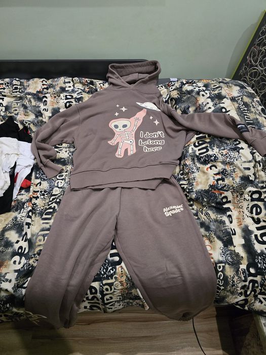 Тениски/суитчъри/панталони