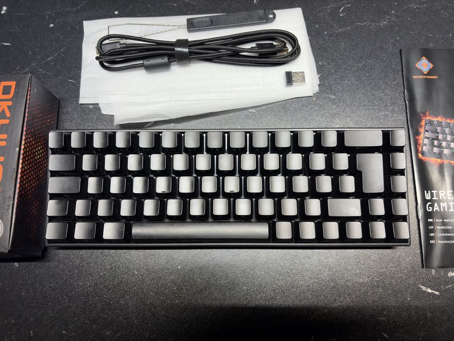 Tastatura gaming wireless bluetooth iluminata