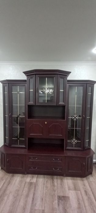 Стенка сатылады. Бағасы 20 000