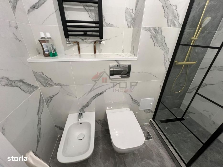 Vanzare apartament 3 camere decomandat 2 bai - renovat complet — fotografia 3