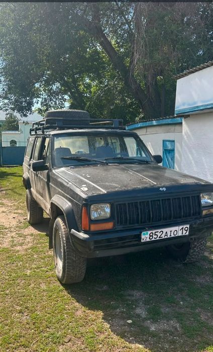 Jeep Cherokee обиом 4