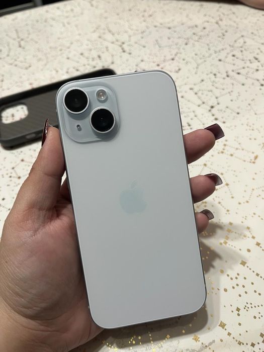 Продам айфон 15 128 гб